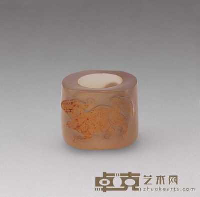清 玛瑙巧色独角兽扳指 高2.8cm
